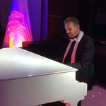 Steve Parry Piano - @steveparrypiano - Instagram