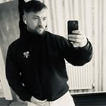 Steve Rees - @stevierees28 - Instagram