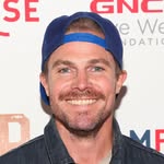 Stephen Amell - @dailyamell - Instagram