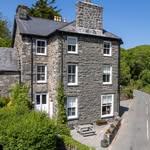 Steve Crompton - @gwynfrynhouse - Instagram