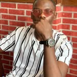 Stëvën Etïënnë Awäčhängø - @steven_awachango - Instagram