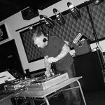 Steven Farquhar - @djpeapo - Instagram