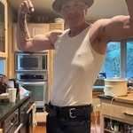 Steven Seaton - @stevenseadog - Instagram