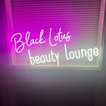 Stevie Wallace - @stevieblacklotus - Instagram