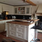 Stuart Mitchell - @howdenskitchens.france - Instagram