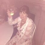 Sue Ashby - @squeezypops - Instagram