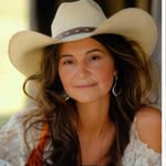 Sue Berg - @queenofthebergs - Instagram