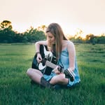 Rebekah Sue Keyes - @bekahsuesings - Instagram
