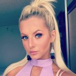 Sue Knox - @sue_knoxsk - Instagram