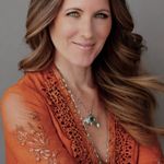 Sue Mickelson - @riversouloutfitters - Instagram