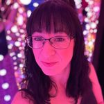 Sue Nightingale - @suzy233 - Instagram