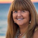 Sue Staples Stoffer - @sues162 - Instagram