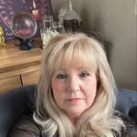 Suzanne Vane - @suevanemedium - Instagram