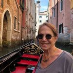 Susan Gillis - @susan.gillis.37 - Instagram