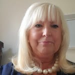 Susan Kennington - @pearlsandblond - Instagram