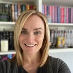 Susan Macfarlane - @readreadnosleeprepeat - Instagram