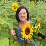 Susan Roberts Ratzlaff - @susanratzlaff - Instagram
