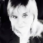Susan Redfern - @suecandlepines - Instagram