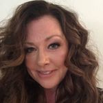 Susan Stapleton - @phoebethebossladycat - Instagram