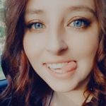 Susanna Young - @awkwardsue27 - Instagram