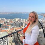 Susannah Hall - @dr_susannah_hall - Instagram