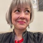 Susannah Livingston - @dr.livingston.presumes - Instagram
