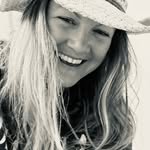Susie Rowe - @twainswife - Instagram