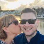 Suzanne Acton - @suziesue75 - Instagram