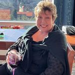 Suzanne Bicknell - @bladyshamrock - Instagram