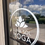 Suzanne Bishop - @lunasolyoga2.0 - Instagram