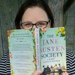 Suzanne Clements - @tiasreads - Instagram