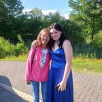 Suzanne Combs - @suzanne.combs.12914 - Instagram