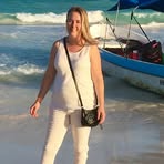 Suzanne Flores - Facebook