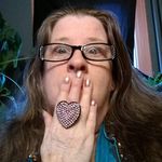 Suzanne Gillespie - @faerysooz - Instagram