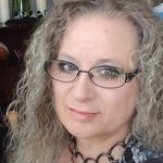 Suzanne Horn - @srenee67 - Instagram