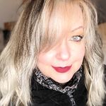 Suzanne Lynch - @thenewfiftysomething - Instagram