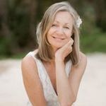 Suzanne Lyons - @suzilyons - Instagram