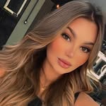Suzanne Martins - @suzemartins_ - Instagram