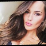 Suzanne Olson - @suzanneolson85 - Instagram