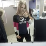 Suzanne Ralph - @suzannei9s0 - Instagram