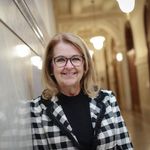 Suzanne Roy - @suzanneroy169 - Instagram