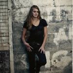 Suzanne Schuster - @milkkinoextra - Instagram