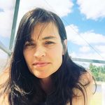 Suzanne Staples - @staples8087 - Instagram