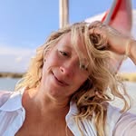 Suzanne Clare Whelan - @through_the_stages - Instagram