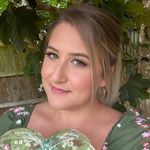 Suzanne Wright | Wedding Flower Preservation Artist - @doodlebug_designsuk - Instagram