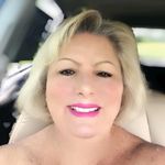 Suzie Nelson - @suzieusfmom - Instagram