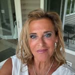 Suzie Pope-Lapos - @suziepope - Instagram