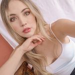 Suzy Chaves - @suzychaves7 - Instagram