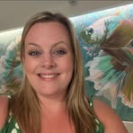 Suzy Stone - Facebook