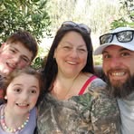 Suzy Stone - Facebook